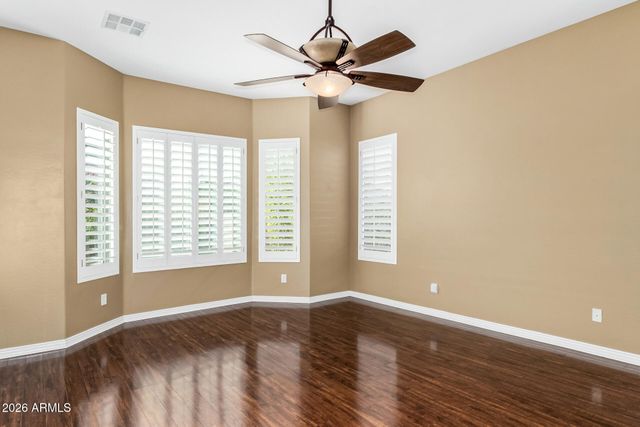 4033 E NARROWLEAF Drive, Gilbert, AZ 85298