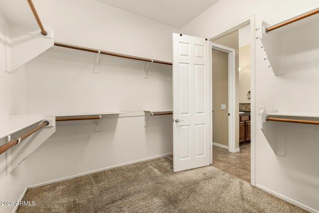 4033 E NARROWLEAF Drive, Gilbert, AZ 85298