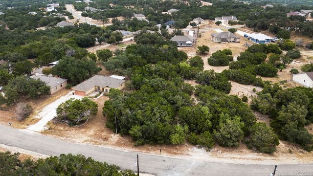1860 rocky ridge, Canyon Lake, TX 78133