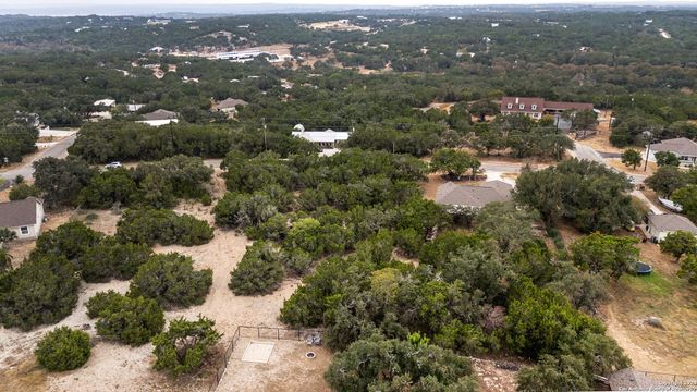 1860 rocky ridge, Canyon Lake, TX 78133