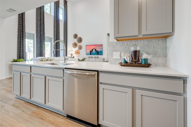 6302 Emerald Clover Drive, Katy, TX 77493