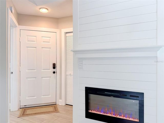 1411 FARRINDON CIRCLE 1411, Lake Mary, FL 32746