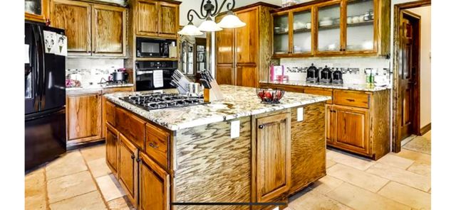 134 Lcr 796, Groesbeck, TX 76642