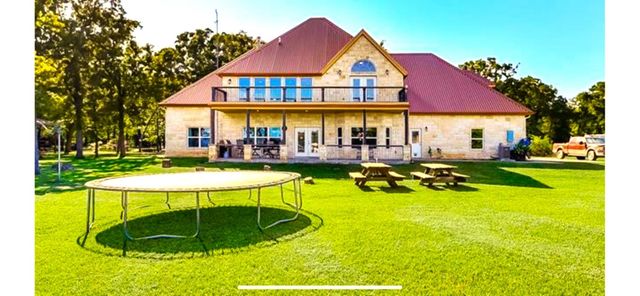 134 Lcr 796, Groesbeck, TX 76642