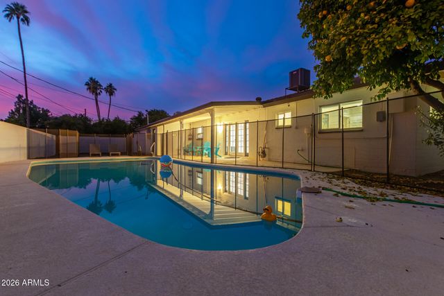 1535 W Lawrence Road, Phoenix, AZ 85015
