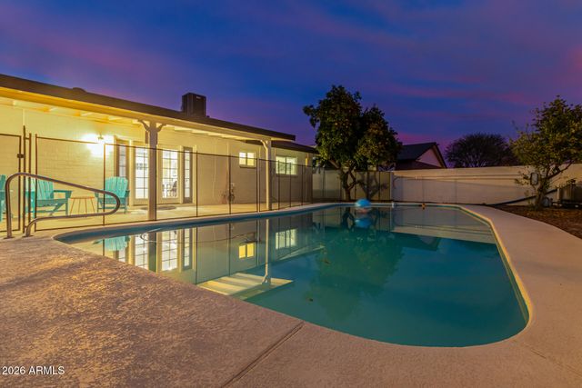 1535 W Lawrence Road, Phoenix, AZ 85015