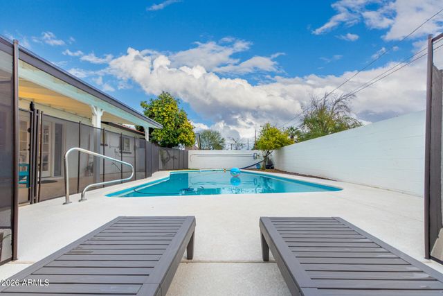1535 W Lawrence Road, Phoenix, AZ 85015