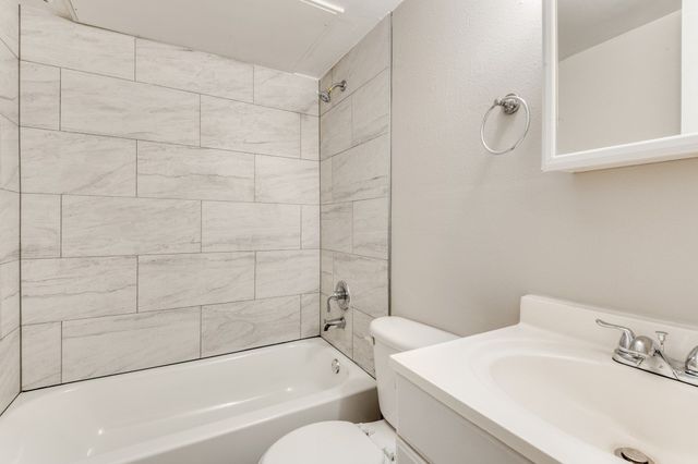 4915 Reiger Avenue H, Dallas, TX 75214