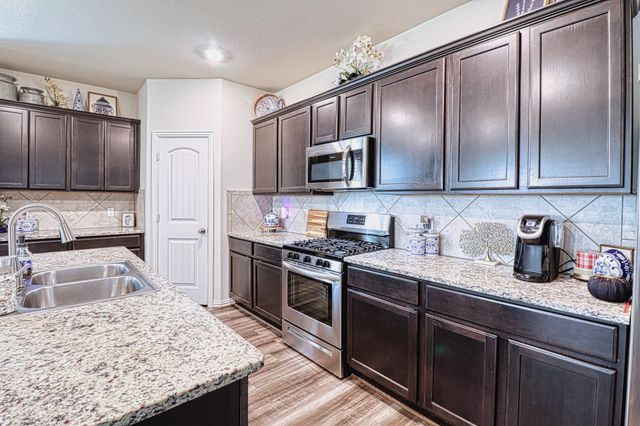 16109 Dockside Street, Crosby, TX 77532