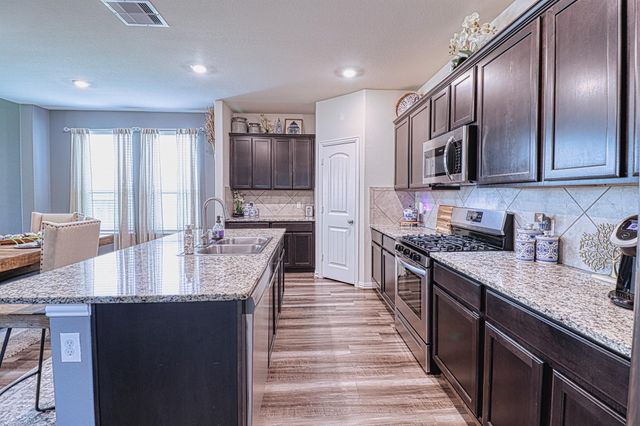 16109 Dockside Street, Crosby, TX 77532