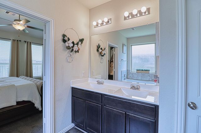 16109 Dockside Street, Crosby, TX 77532