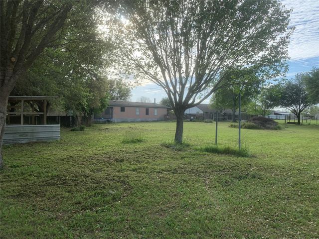 2018 Lauren Lane, Sealy, TX 77474