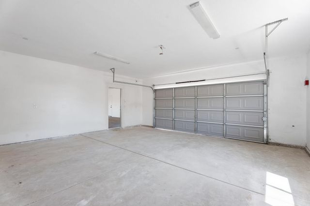 16836 N Lake Street, Madera, CA 93638