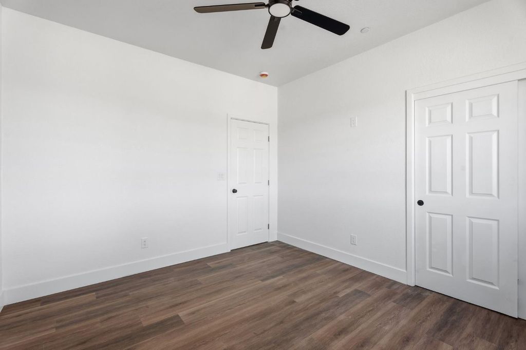 Image 14 of property listing at 16836 N Lake Street, Madera, CA 93638