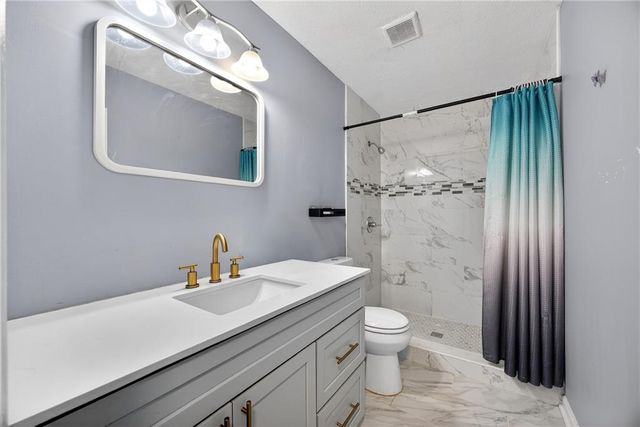 994 Bramwell Lane, Stone Mountain, GA 30083