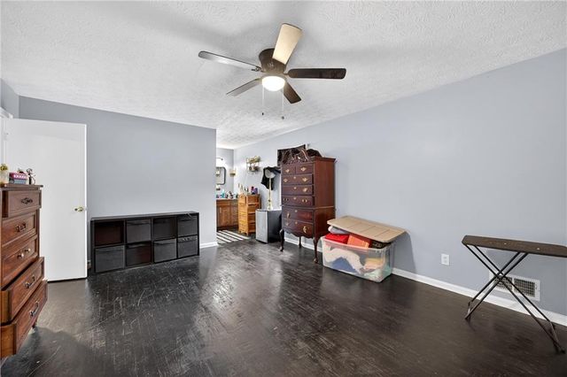 994 Bramwell Lane, Stone Mountain, GA 30083