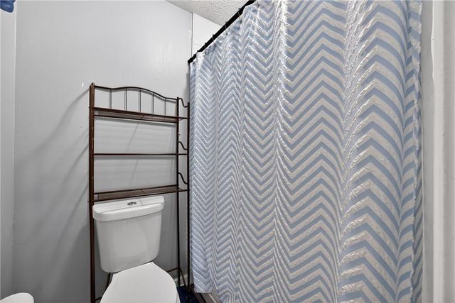 994 Bramwell Lane, Stone Mountain, GA 30083