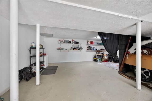 994 Bramwell Lane, Stone Mountain, GA 30083