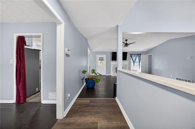 994 Bramwell Lane, Stone Mountain, GA 30083