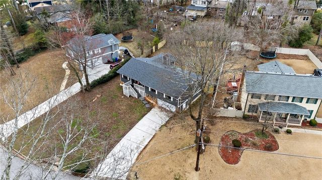 994 Bramwell Lane, Stone Mountain, GA 30083