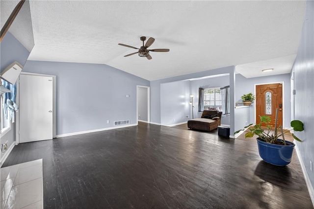 994 Bramwell Lane, Stone Mountain, GA 30083