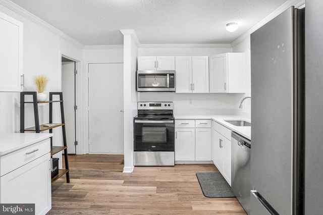 503 GRAY FOX RD, Harpers Ferry, WV 25425