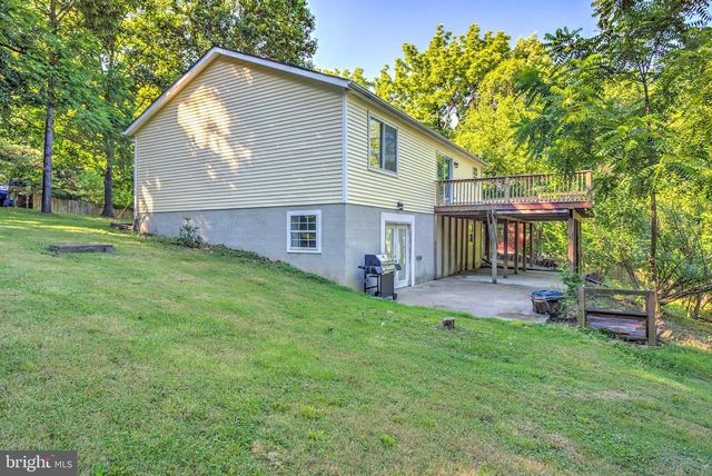 503 GRAY FOX RD, Harpers Ferry, WV 25425