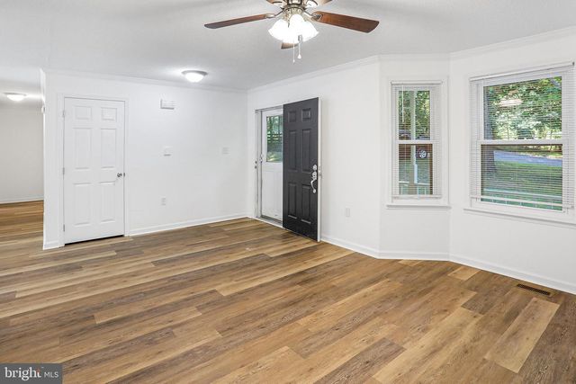 503 GRAY FOX RD, Harpers Ferry, WV 25425