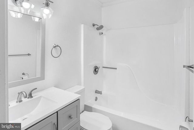 503 GRAY FOX RD, Harpers Ferry, WV 25425