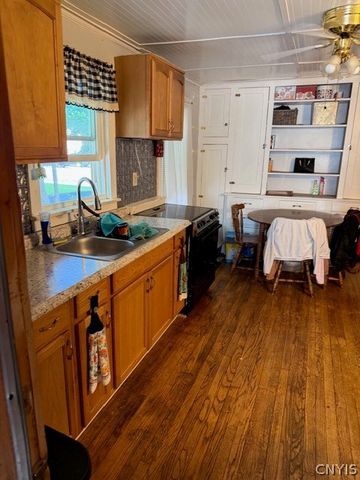 29 Columbia Street, German Flatts, NY 13407