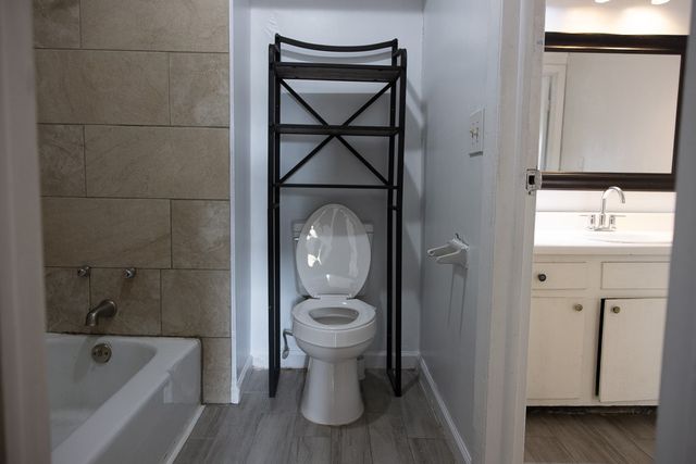 320 Welch Rd Apt R3, Nashville, TN 37211