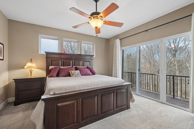 2828 Hawk Ridge Road NW, Prior Lake, MN 55372