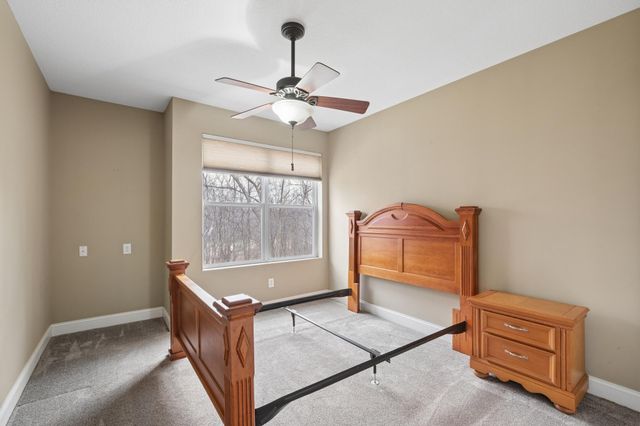 2828 Hawk Ridge Road NW, Prior Lake, MN 55372