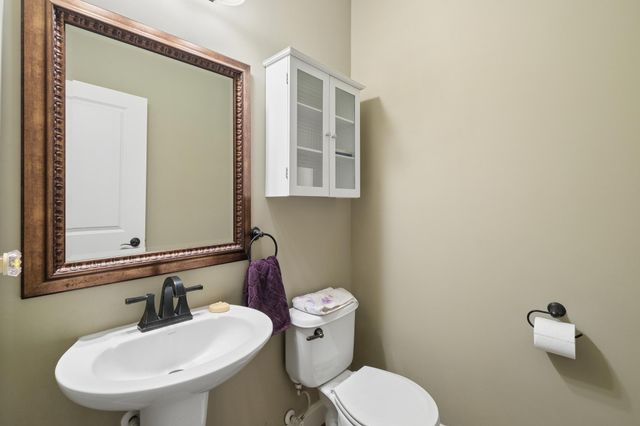 2828 Hawk Ridge Road NW, Prior Lake, MN 55372