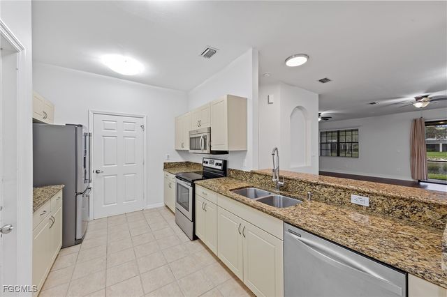 14764 Pinnacle PL 65, Naples, FL 34119