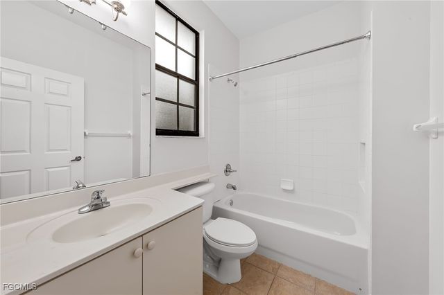 14764 Pinnacle PL 65, Naples, FL 34119