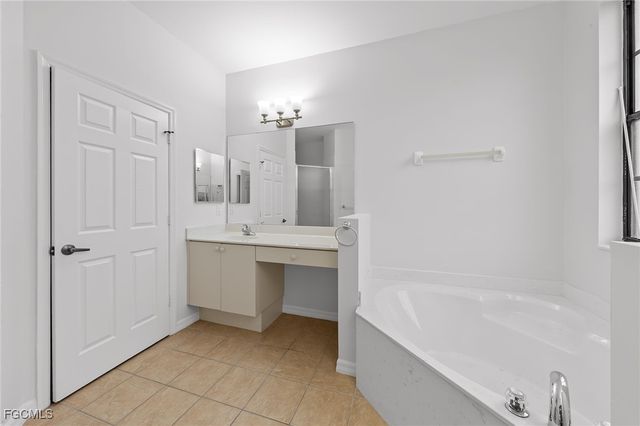 14764 Pinnacle PL 65, Naples, FL 34119