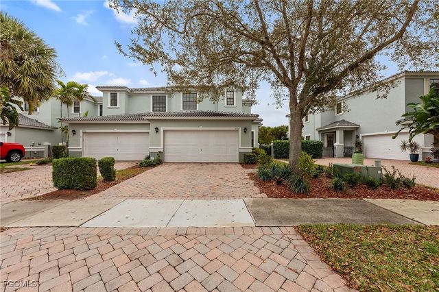 14764 Pinnacle PL 65, Naples, FL 34119