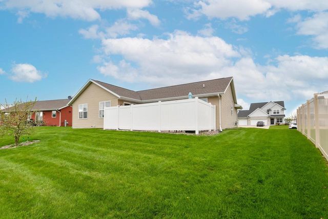 5115 Fairmont Drive, Milton, WI 53563