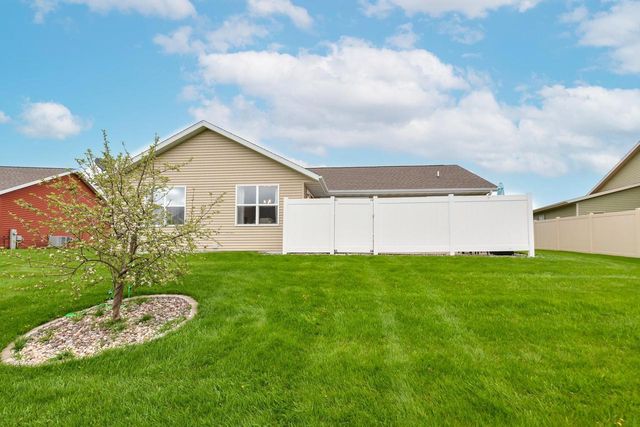5115 Fairmont Drive, Milton, WI 53563