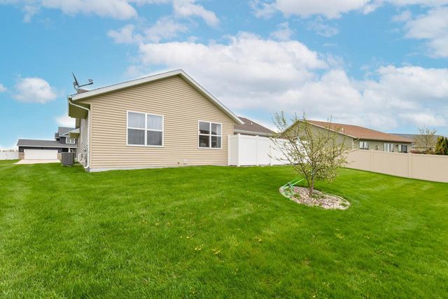 5115 Fairmont Drive, Milton, WI 53563