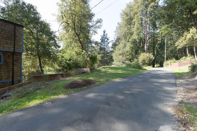 35570 Ocean View St, Gualala, CA 95445