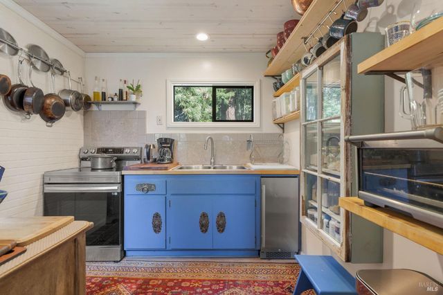 35570 Ocean View St, Gualala, CA 95445