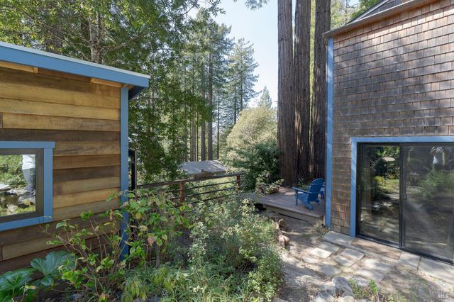 35570 Ocean View St, Gualala, CA 95445