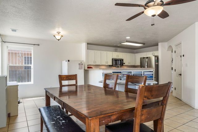 1416 Airport Drive SW, Albuquerque, NM 87121