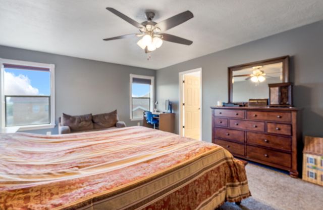 1416 Airport Drive SW, Albuquerque, NM 87121