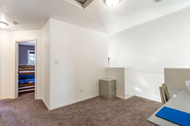 1416 Airport Drive SW, Albuquerque, NM 87121