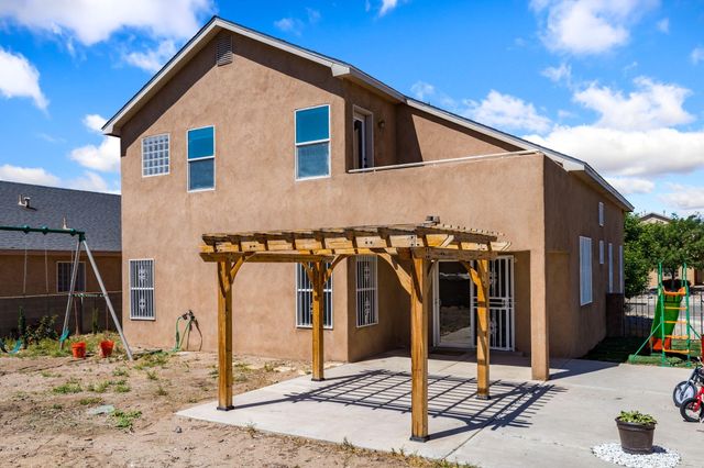 1416 Airport Drive SW, Albuquerque, NM 87121