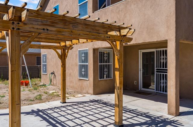 1416 Airport Drive SW, Albuquerque, NM 87121