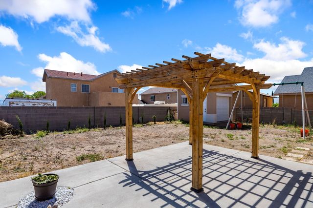 1416 Airport Drive SW, Albuquerque, NM 87121